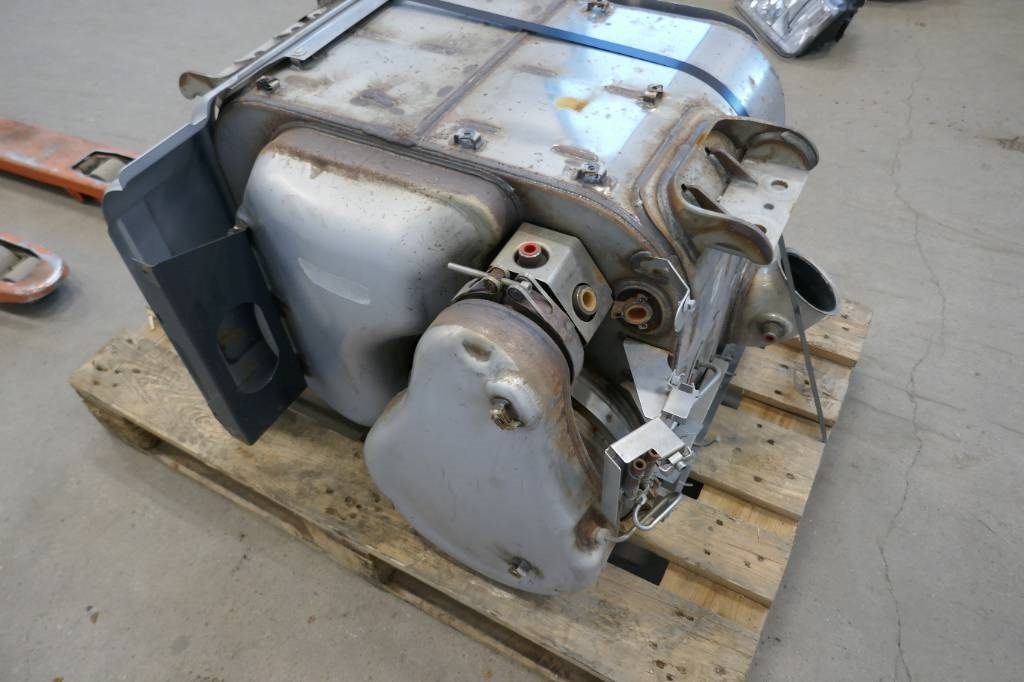 Volvo Ljuddämpare, 21750081 - Ram/ Chassi för Lastbil: bild 4 Volvo Ljuddämpare, 21750081 - Ram/ Chassi för Lastbil: bild 4