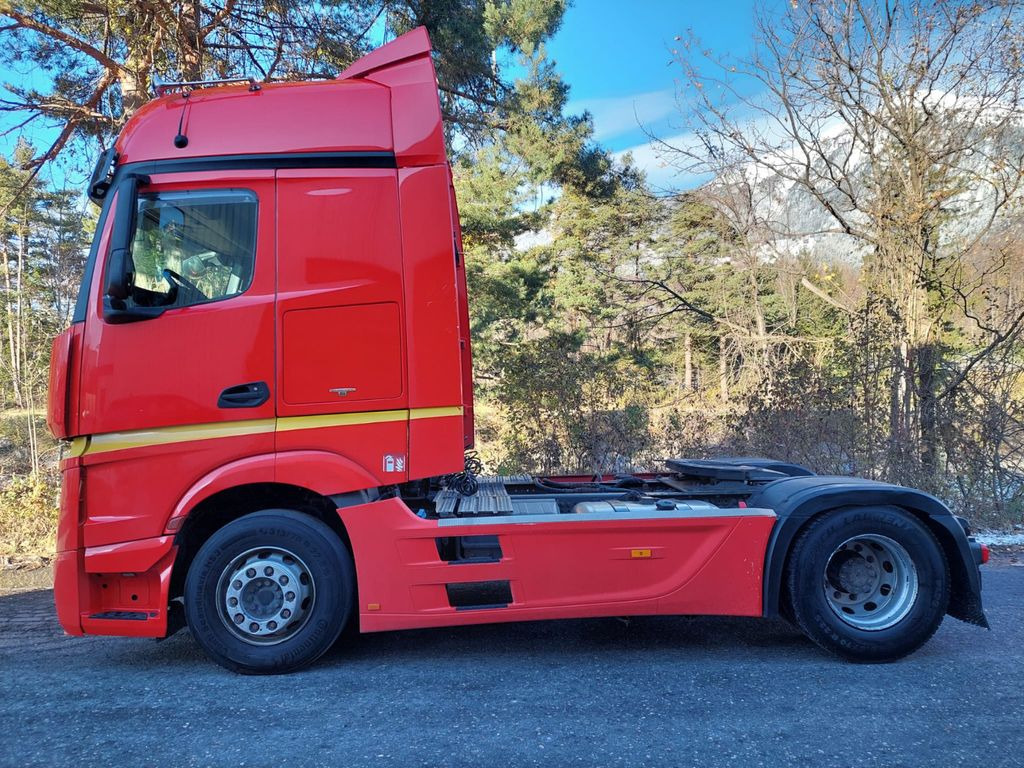Mercedes-Benz Actros 1845 4x2, E6, Retarder, Schubbodenhydraul Mercedes-Benz Actros 1845 4x2, E6, Retarder, Schubbodenhydraul - Dragbil: bild 5 Mercedes-Benz Actros 1845 4x2, E6, Retarder, Schubbodenhydraul Mercedes-Benz Actros 1845 4x2, E6, Retarder, Schubbodenhydraul - Dragbil: bild 5