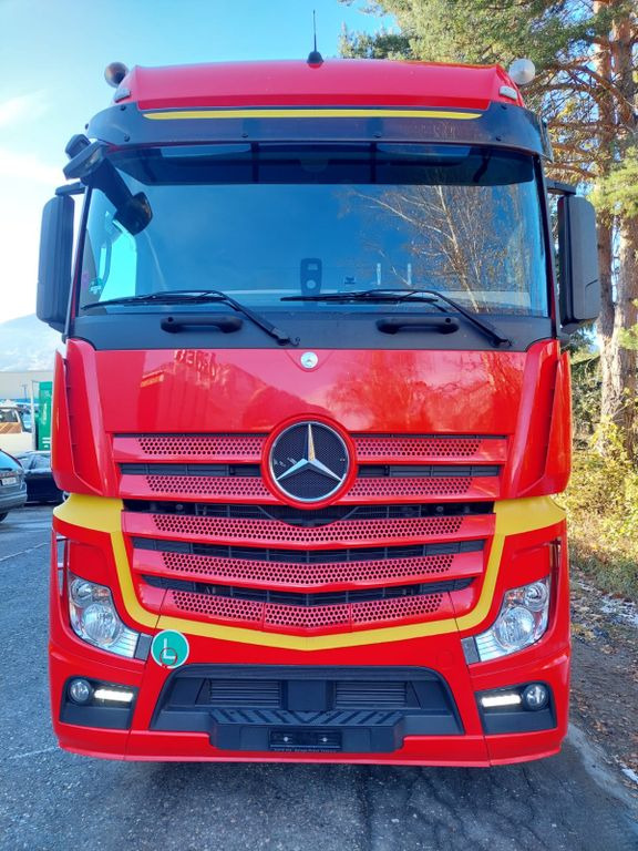Mercedes-Benz Actros 1845 4x2, E6, Retarder, Schubbodenhydraul Mercedes-Benz Actros 1845 4x2, E6, Retarder, Schubbodenhydraul - Dragbil: bild 2 Mercedes-Benz Actros 1845 4x2, E6, Retarder, Schubbodenhydraul Mercedes-Benz Actros 1845 4x2, E6, Retarder, Schubbodenhydraul - Dragbil: bild 2