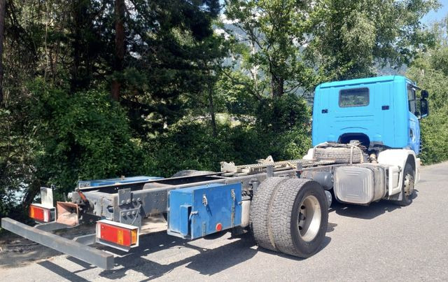 Scania R124LB 420 4x2, Euro 3 - Chassi lastbil: bild 4 Scania R124LB 420 4x2, Euro 3 - Chassi lastbil: bild 4