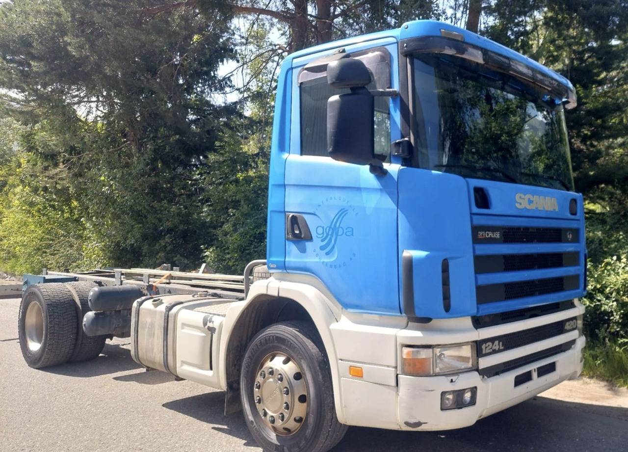 Scania R124LB 420 4x2, Euro 3 - Chassi lastbil: bild 1 Scania R124LB 420 4x2, Euro 3 - Chassi lastbil: bild 1