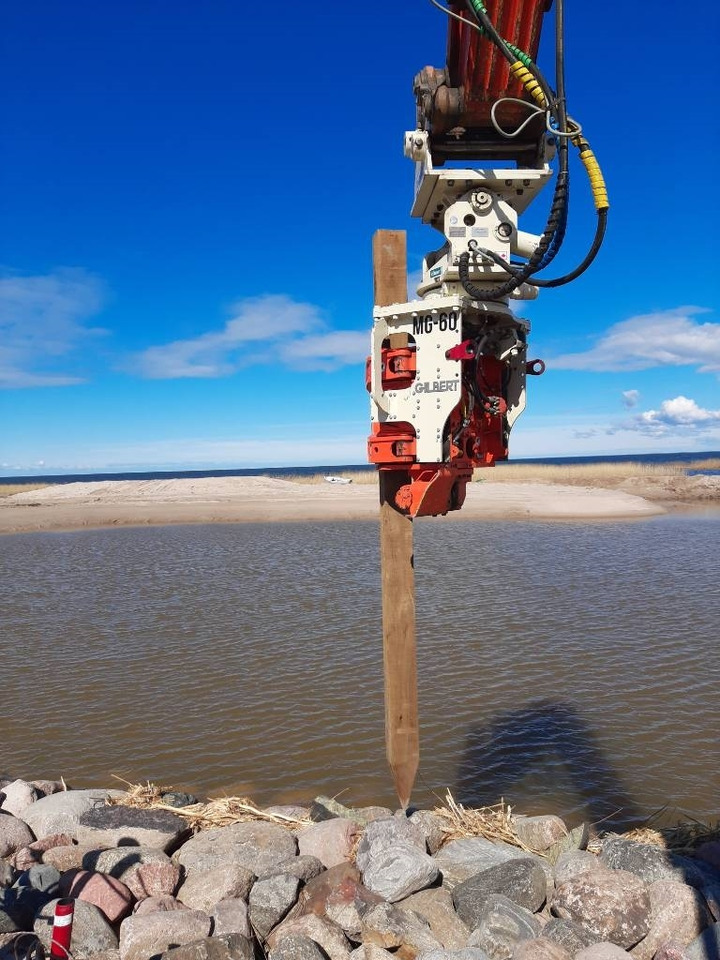 Movax Gilbert Grizzly MG-60 - Pålkran: bild 2 Movax Gilbert Grizzly MG-60 - Pålkran: bild 2