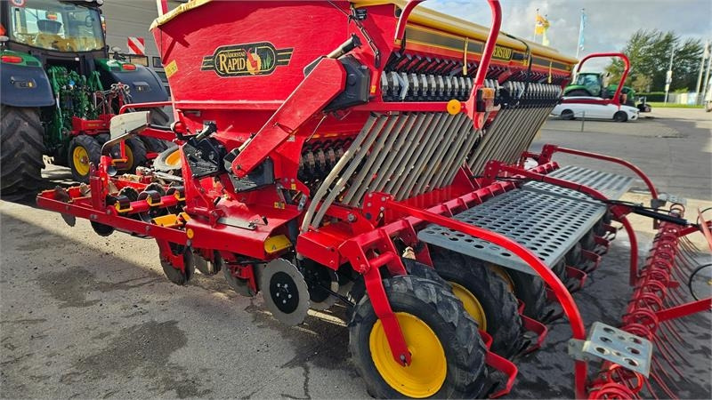 Vaderstad Rapid 400 Super XL - Såmaskin: bild 4 Vaderstad Rapid 400 Super XL - Såmaskin: bild 4