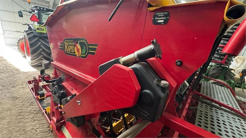 Vaderstad Rapid 400C Rapid 400 C - Kombisåmaskin: bild 4 Vaderstad Rapid 400C Rapid 400 C - Kombisåmaskin: bild 4