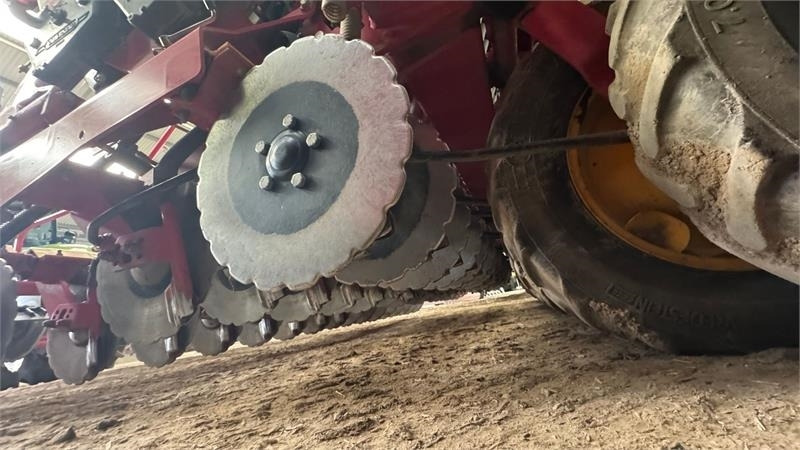 Vaderstad Rapid 400C Rapid 400 C - Kombisåmaskin: bild 5 Vaderstad Rapid 400C Rapid 400 C - Kombisåmaskin: bild 5