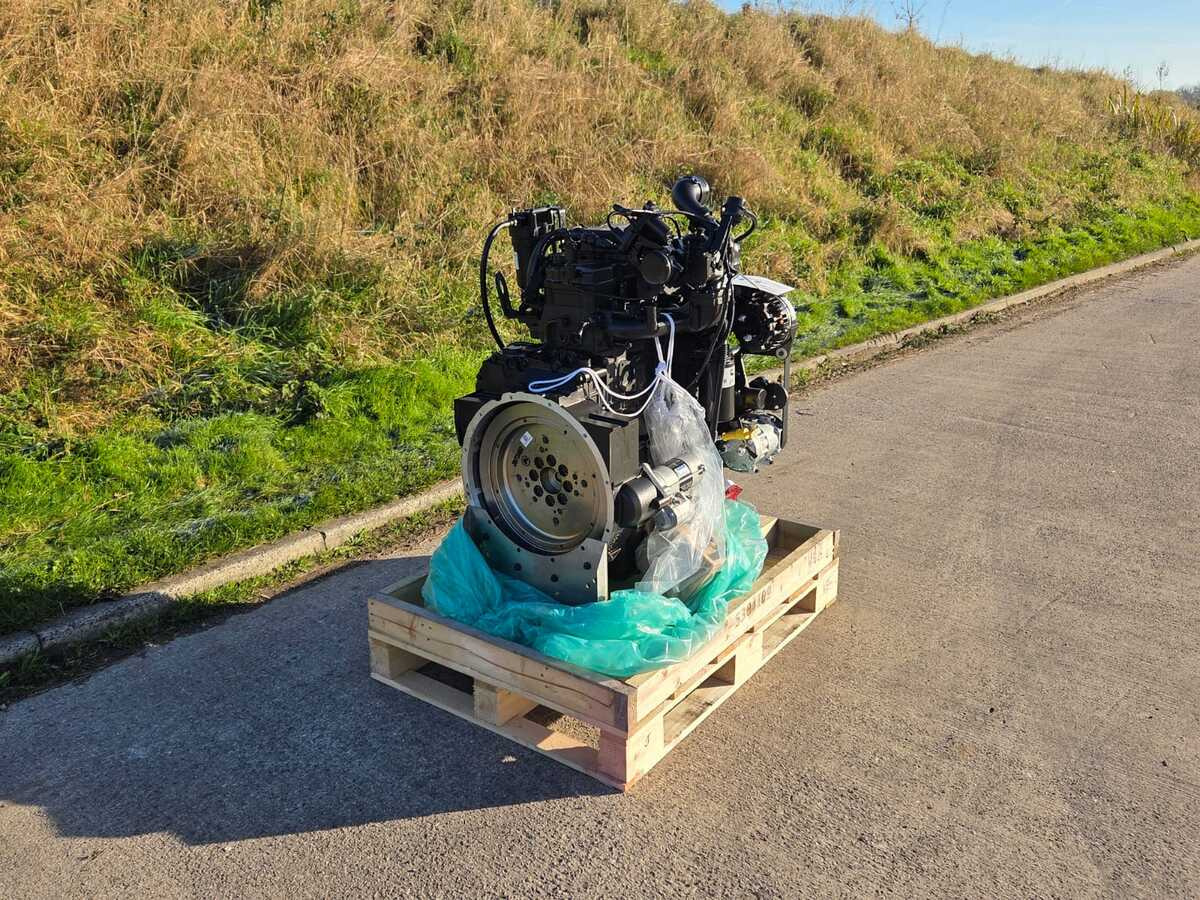 Cummins QSB4.5 engine 126kw EPA Rated - Motor för Byggmaskiner: bild 4 Cummins QSB4.5 engine 126kw EPA Rated - Motor för Byggmaskiner: bild 4