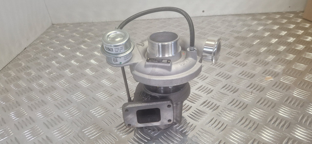 JCB turbocharger 320/06160 Garrett tier 3 74kw TURBO - Motor och reservdelar för Byggmaskiner: bild 2 JCB turbocharger 320/06160 Garrett tier 3 74kw TURBO - Motor och reservdelar för Byggmaskiner: bild 2