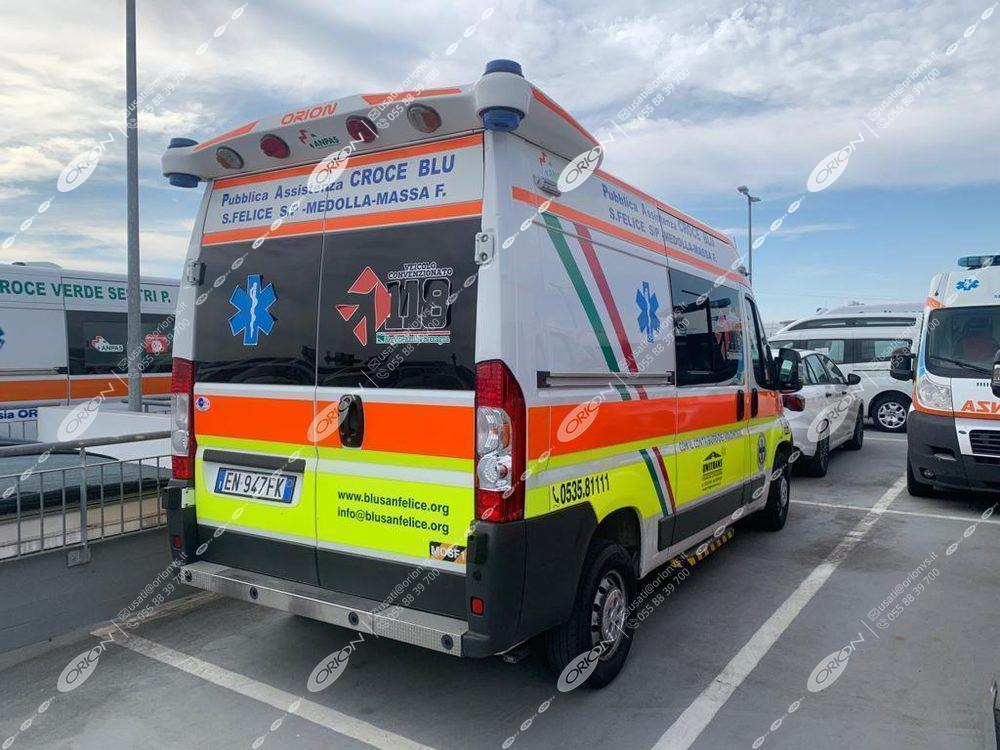 ORION FIAT 250 DUCATO - Ambulans: bild 2 ORION FIAT 250 DUCATO - Ambulans: bild 2