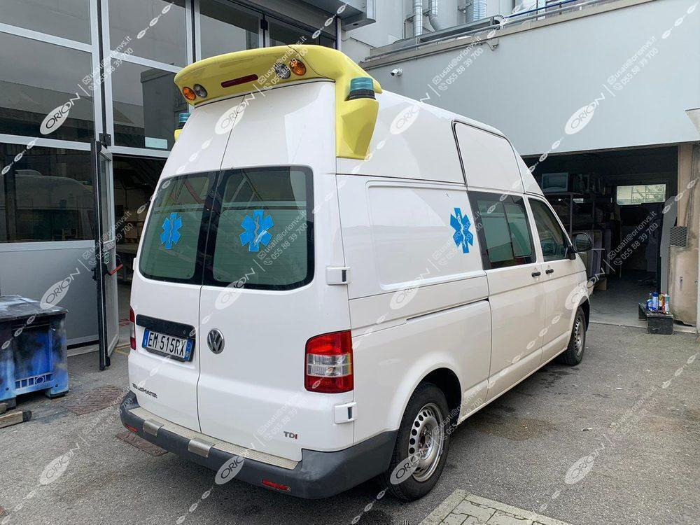ORION Volkswagen Transporter 5 - Ambulans: bild 2 ORION Volkswagen Transporter 5 - Ambulans: bild 2
