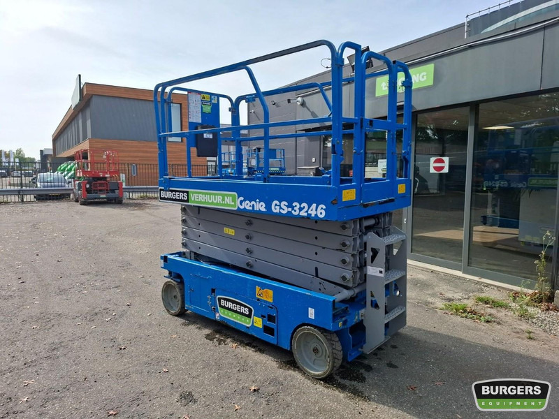 Genie GS3246 Nieuwe accus + lader - Saxlift: bild 4 Genie GS3246 Nieuwe accus + lader - Saxlift: bild 4