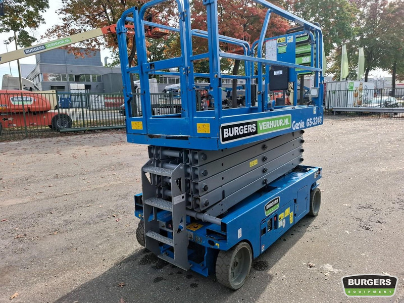 Genie GS3246 Nieuwe accus + lader - Saxlift: bild 3 Genie GS3246 Nieuwe accus + lader - Saxlift: bild 3