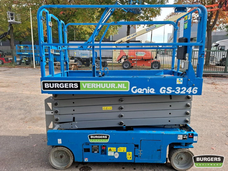 Genie GS3246 Nieuwe accus + lader - Saxlift: bild 5 Genie GS3246 Nieuwe accus + lader - Saxlift: bild 5