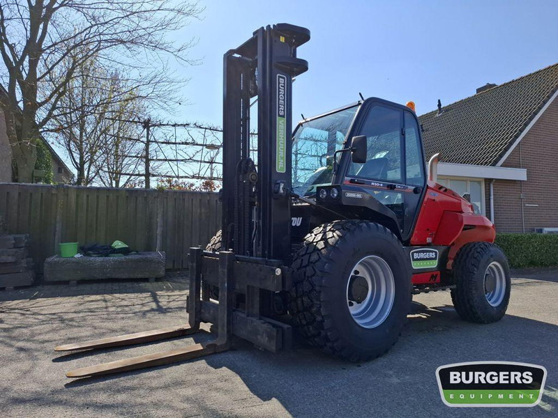 Manitou M50-4 - Terrängtruck: bild 1 Manitou M50-4 - Terrängtruck: bild 1