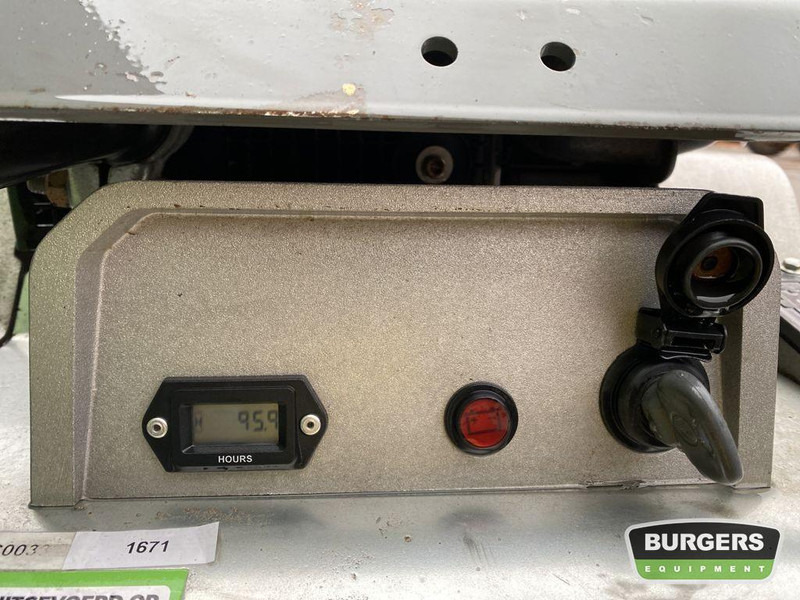 Neuson DPU 65.55 - Vibroplatta: bild 5 Neuson DPU 65.55 - Vibroplatta: bild 5