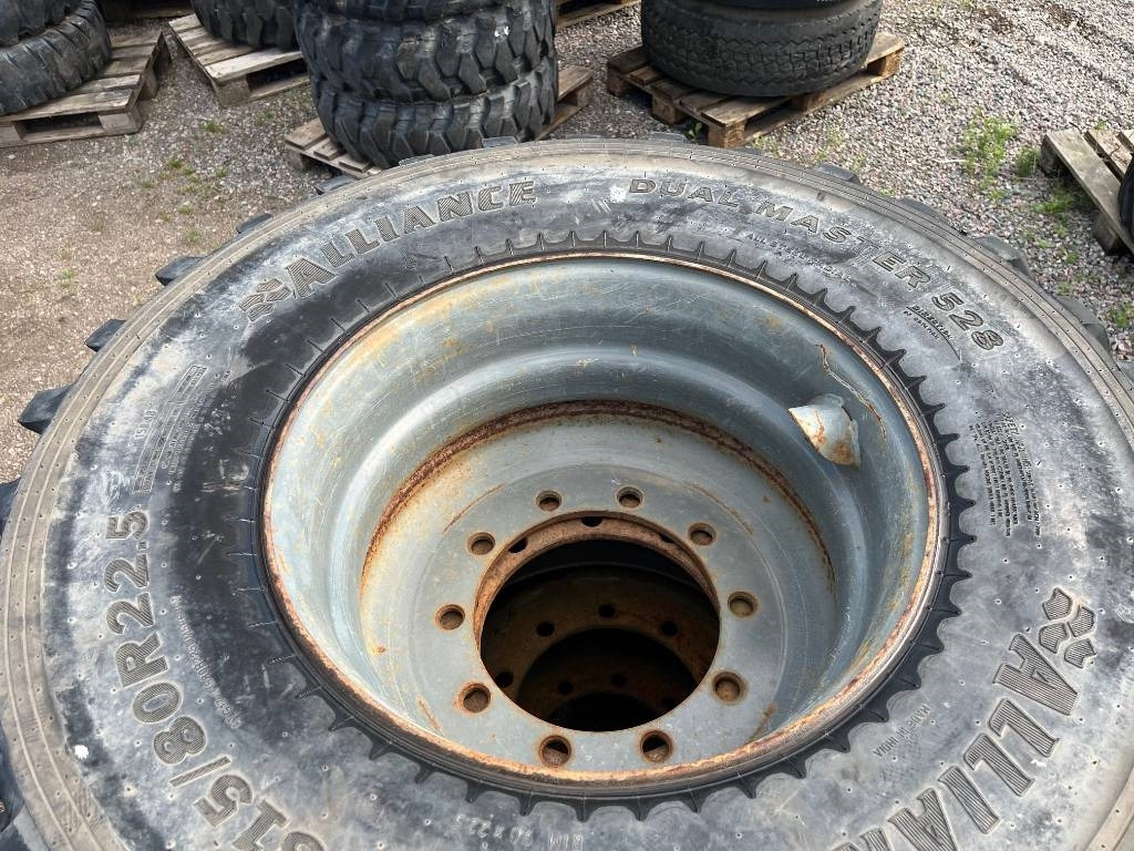 Alliance 315/80-22,5 till Liebherr A 918 - Däck för Byggmaskiner: bild 3 Alliance 315/80-22,5 till Liebherr A 918 - Däck för Byggmaskiner: bild 3
