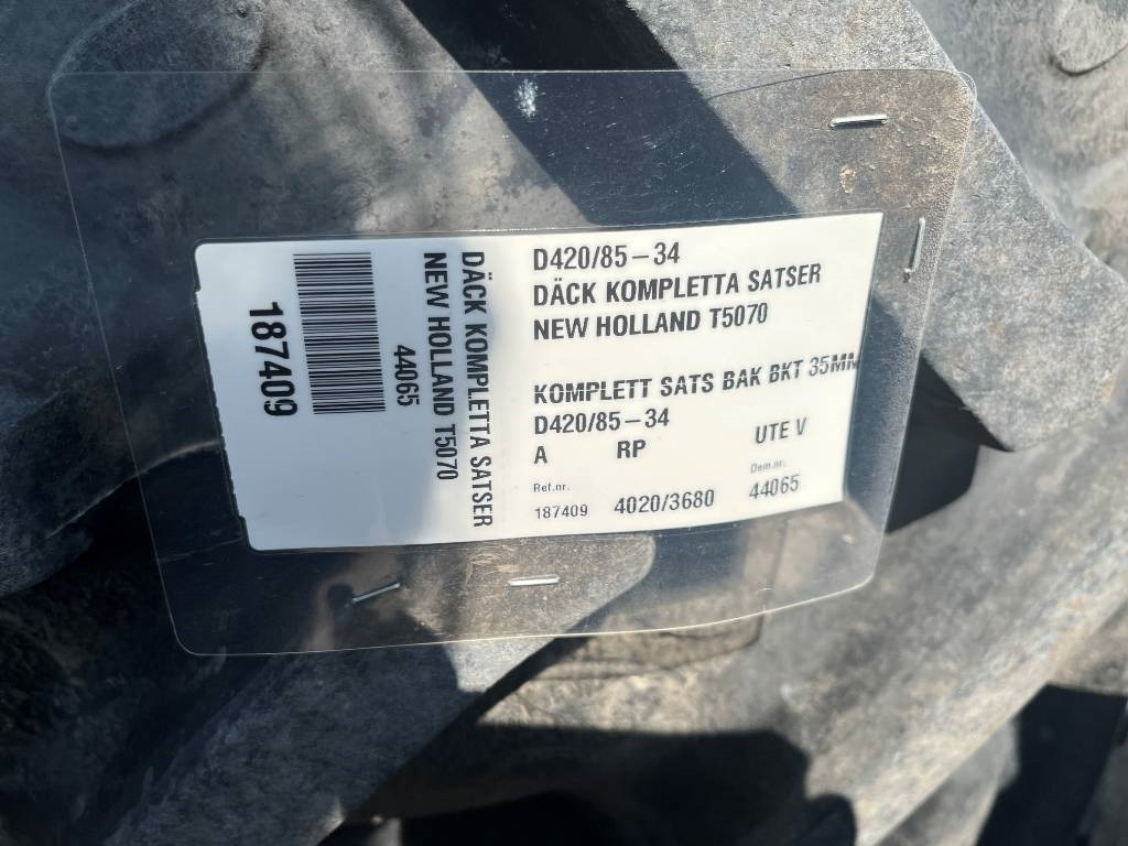 BKT 420/85R34 till New Holland T5070 - Däck för Lantbruksmaskiner: bild 2 BKT 420/85R34 till New Holland T5070 - Däck för Lantbruksmaskiner: bild 2
