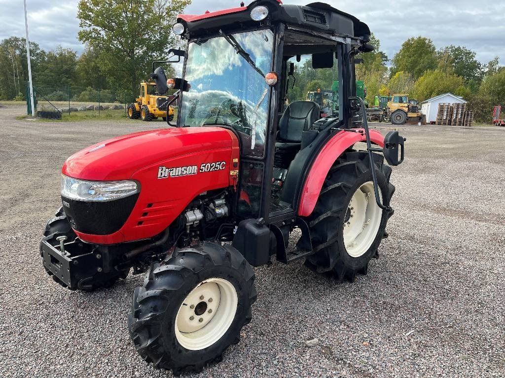 Branson 5025 C Dismantled. Only spare parts - Traktor: bild 4 Branson 5025 C Dismantled. Only spare parts - Traktor: bild 4