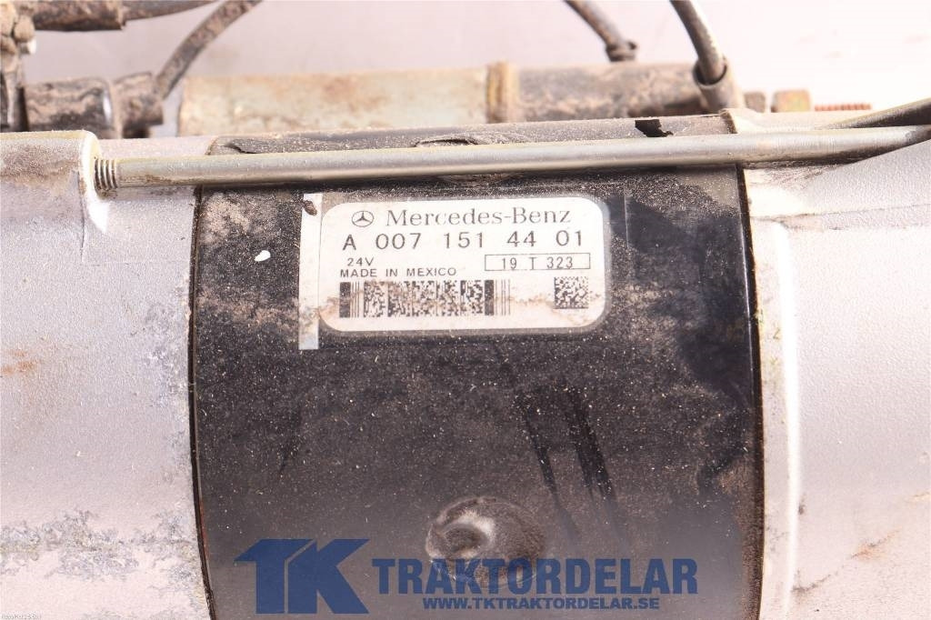 Claas Lexion 6800 - Motor för Lantbruksmaskiner: bild 2 Claas Lexion 6800 - Motor för Lantbruksmaskiner: bild 2