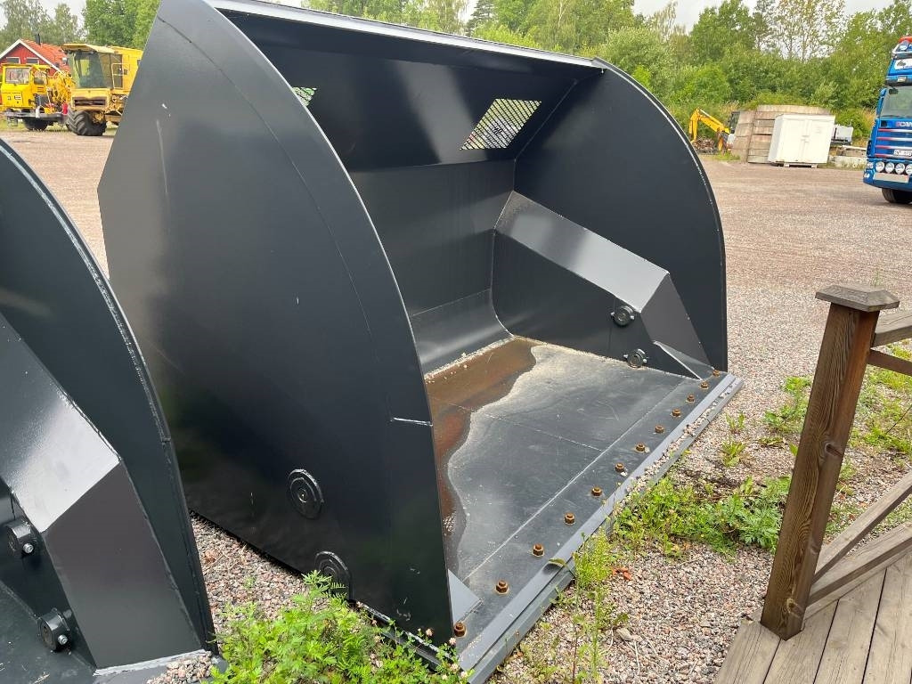 High tip bucket / Högtippande Skopa Volvo - Skopa för Byggmaskiner: bild 3 High tip bucket / Högtippande Skopa Volvo - Skopa för Byggmaskiner: bild 3