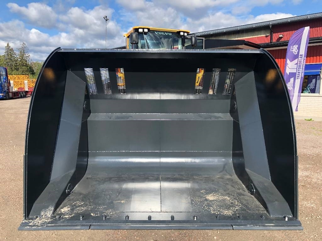 Högtippande skopa Högtippskopa 10 kubik - Skopa för Byggmaskiner: bild 1 Högtippande skopa Högtippskopa 10 kubik - Skopa för Byggmaskiner: bild 1