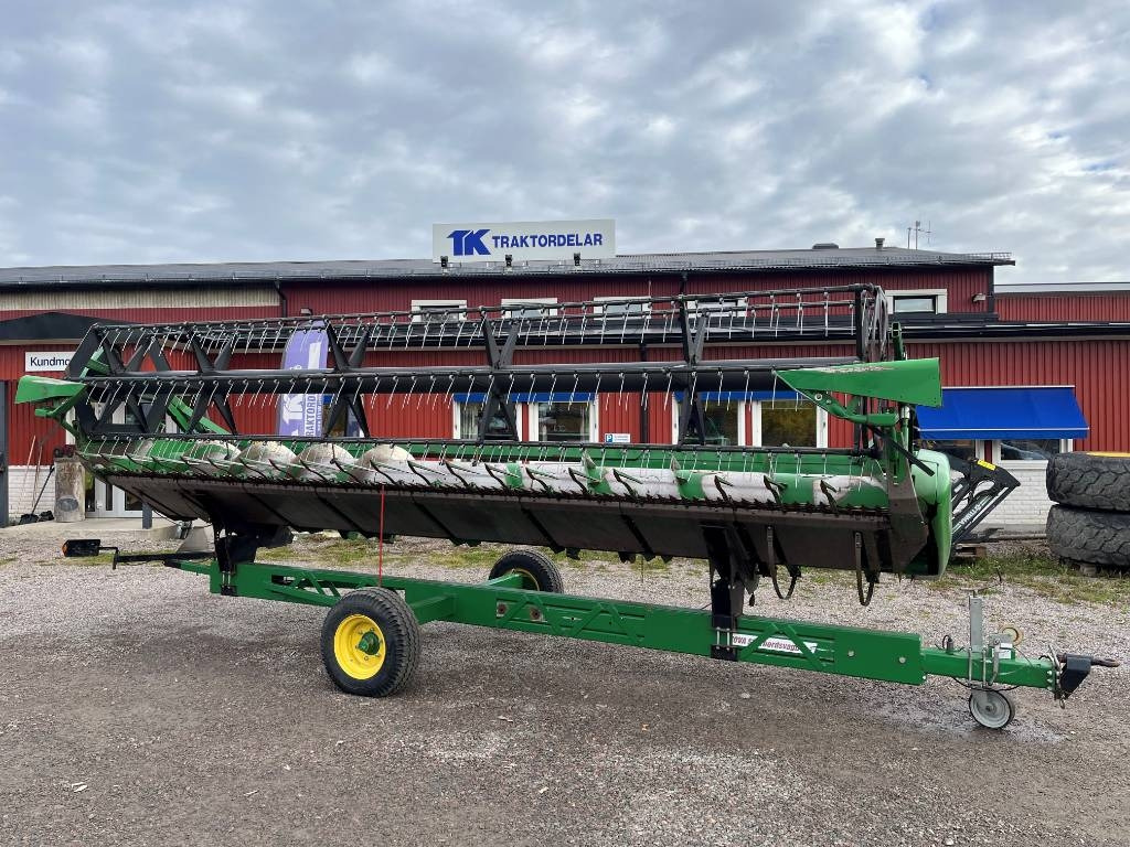 John Deere 622R Skärbord / Header 20 fot till JD T550 i  - Tillbehör för skördemaskin: bild 1 John Deere 622R Skärbord / Header 20 fot till JD T550 i  - Tillbehör för skördemaskin: bild 1