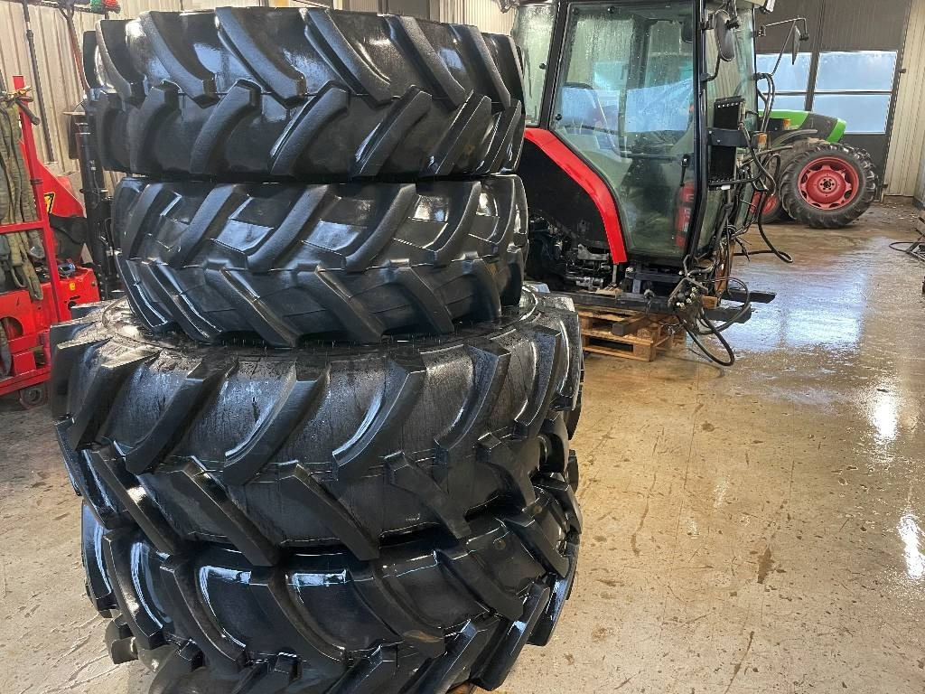 Massey Ferguson 4335 Dismantled: only spare parts - Traktor: bild 3 Massey Ferguson 4335 Dismantled: only spare parts - Traktor: bild 3