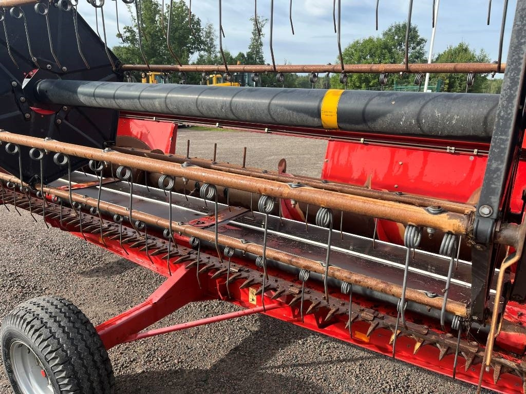 Massey Ferguson MF 32 Skärbord / Header  - Tillbehör för skördemaskin: bild 3 Massey Ferguson MF 32 Skärbord / Header  - Tillbehör för skördemaskin: bild 3