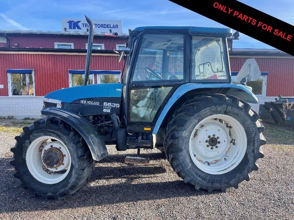 New Holland 6635 Dismantled: only spare parts - Traktor: bild 1 New Holland 6635 Dismantled: only spare parts - Traktor: bild 1