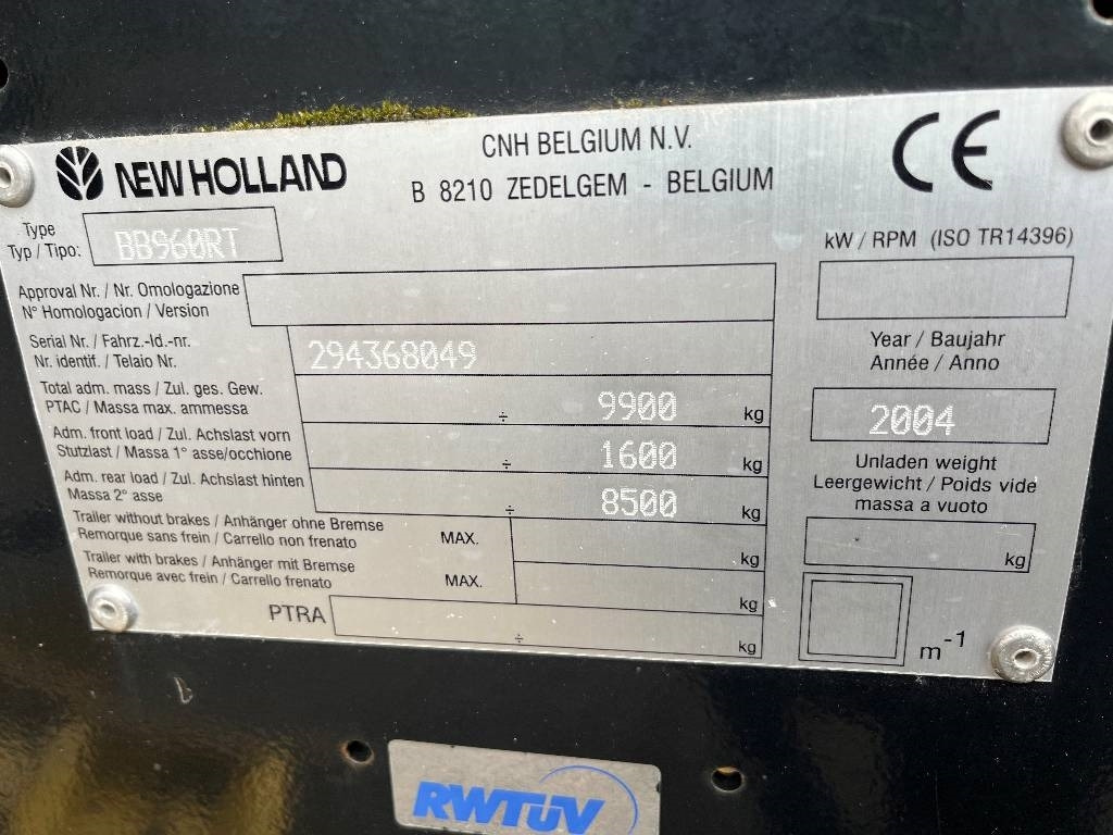 New Holland BB 960 A Dismantled: only spare parts - Fyrkantspress: bild 2 New Holland BB 960 A Dismantled: only spare parts - Fyrkantspress: bild 2