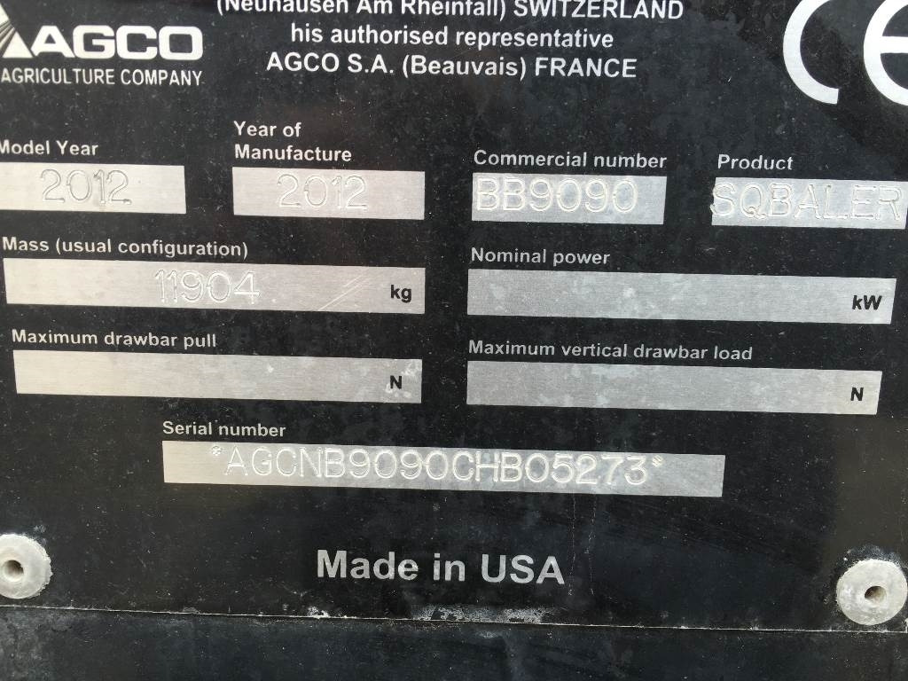 New Holland BB9090 Damaged / Skadad - Fyrkantspress: bild 2 New Holland BB9090 Damaged / Skadad - Fyrkantspress: bild 2