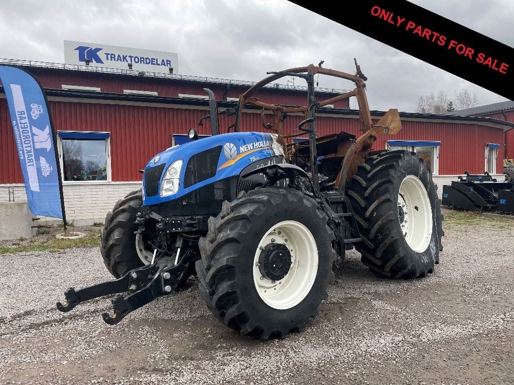 New Holland T 5.115 Dismantled: only spare parts - Traktor: bild 1 New Holland T 5.115 Dismantled: only spare parts - Traktor: bild 1