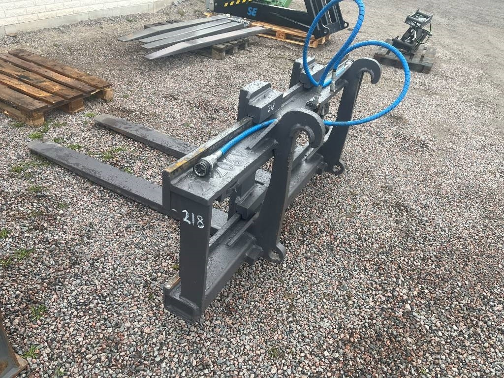 Pallgafflar / Forks Hydrauliska 9,9 ton - Gafflar för Byggmaskiner: bild 3 Pallgafflar / Forks Hydrauliska 9,9 ton - Gafflar för Byggmaskiner: bild 3