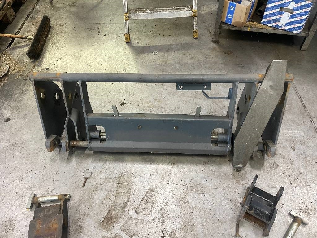 Redskapsfäste Euro Lilla Bm till Quicke Q75 - Redskapsfäste: bild 5 Redskapsfäste Euro Lilla Bm till Quicke Q75 - Redskapsfäste: bild 5