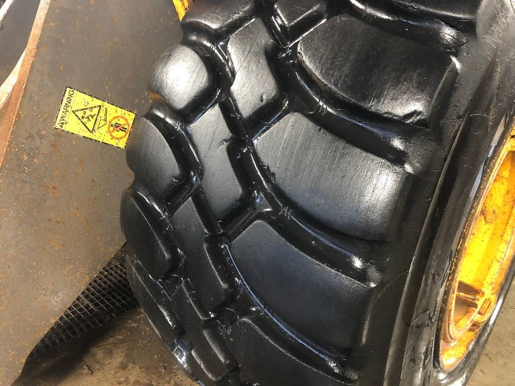 Volvo L 220 E Dismantled: only spare parts - Hjullastare: bild 5 Volvo L 220 E Dismantled: only spare parts - Hjullastare: bild 5