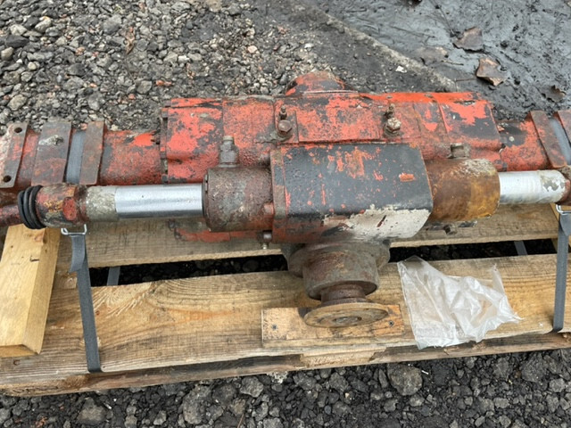 Ahlmann as 85 most napędowy części - Axel och reservdelar för Lantbruksmaskiner: bild 5 Ahlmann as 85 most napędowy części - Axel och reservdelar för Lantbruksmaskiner: bild 5