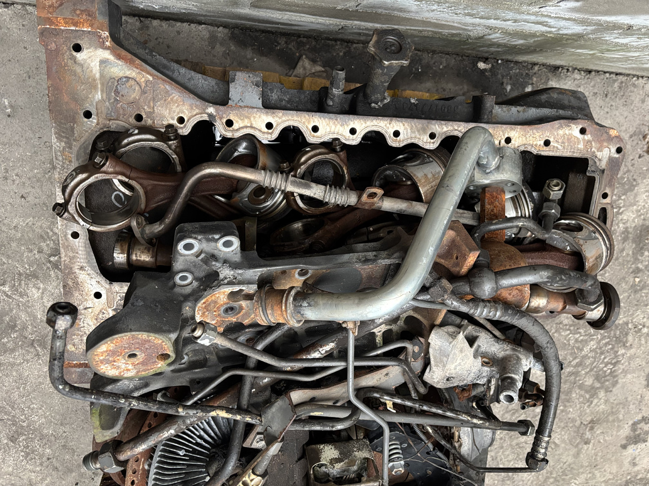 Axion 870 New Holland T7.270 T7 270 Silnik FPT 6.7 L Tłumik Drgań Koło Zamachowe Blok Pokrywa CZĘŚCI - Svänghjul för Lantbruksmaskiner: bild 4 Axion 870 New Holland T7.270 T7 270 Silnik FPT 6.7 L Tłumik Drgań Koło Zamachowe Blok Pokrywa CZĘŚCI - Svänghjul för Lantbruksmaskiner: bild 4