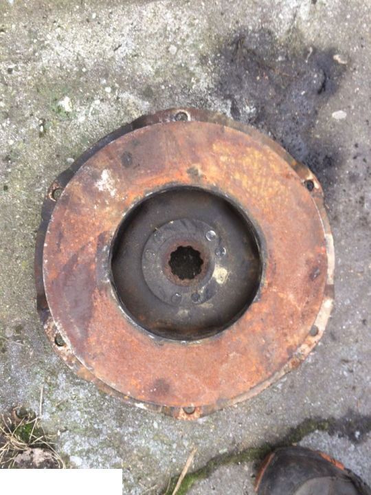 CASE - Docisk Sprzęgła - Kopplingstryckplatta för Lantbruksmaskiner: bild 1 CASE - Docisk Sprzęgła - Kopplingstryckplatta för Lantbruksmaskiner: bild 1