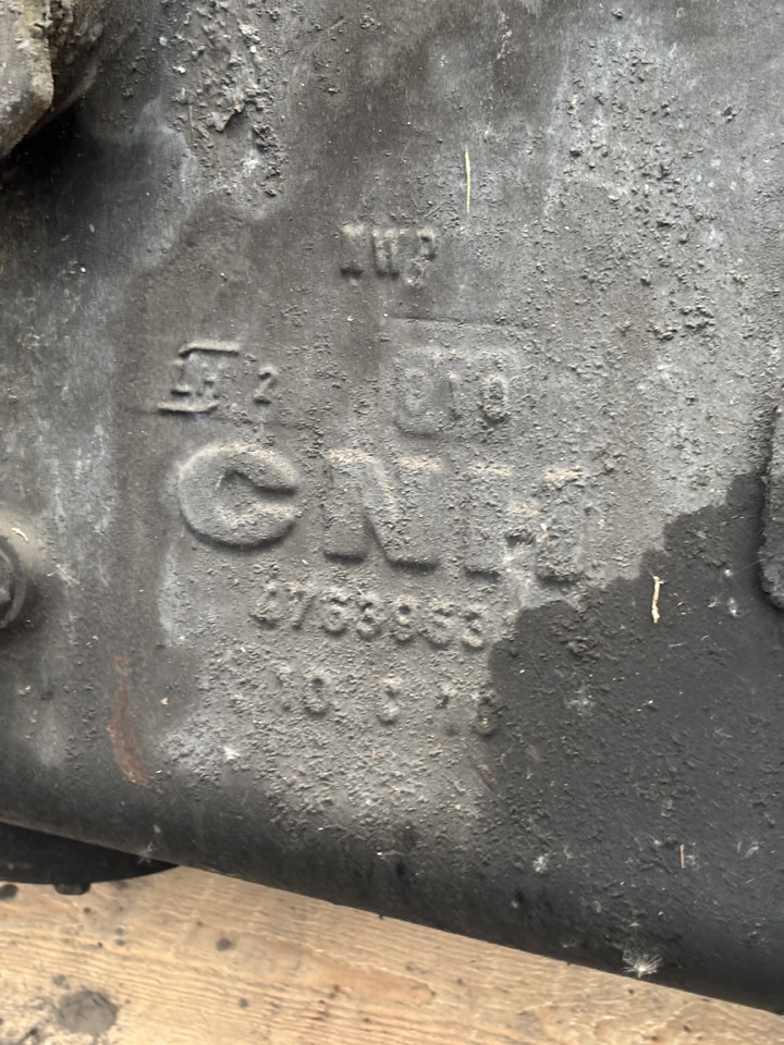 CNH 47639631 Skrzynia Biegów AutoCommand New Holland T7. 275 Case 270 Optum - Växellåda för Lantbruksmaskiner: bild 4 CNH 47639631 Skrzynia Biegów AutoCommand New Holland T7. 275 Case 270 Optum - Växellåda för Lantbruksmaskiner: bild 4