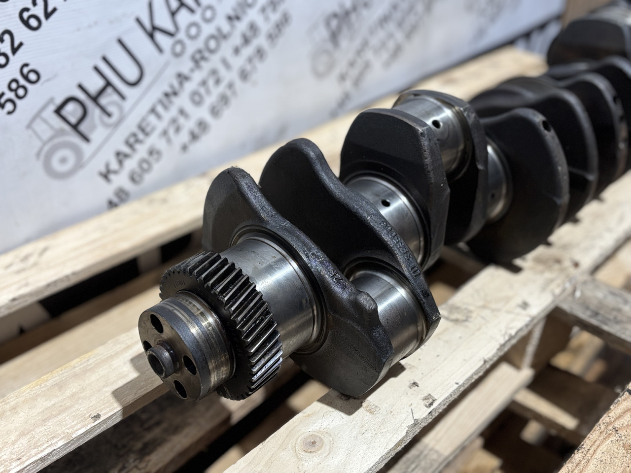 Case 5130 5140 5150 Maxxum 5140 Cummins 6BT Wał Korbowy J908032 J929037 J918324 - Vevaxel för Lantbruksmaskiner: bild 1 Case 5130 5140 5150 Maxxum 5140 Cummins 6BT Wał Korbowy J908032 J929037 J918324 - Vevaxel för Lantbruksmaskiner: bild 1