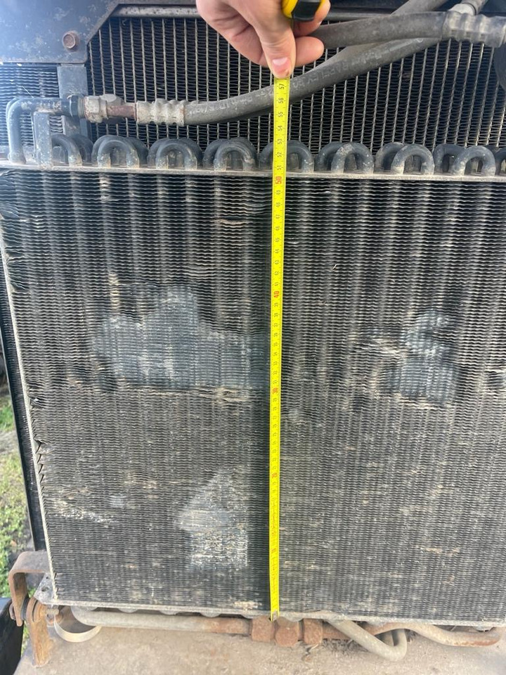 Case Magnum - chłodnica oleju - Oljekylare för Lantbruksmaskiner: bild 2 Case Magnum - chłodnica oleju - Oljekylare för Lantbruksmaskiner: bild 2