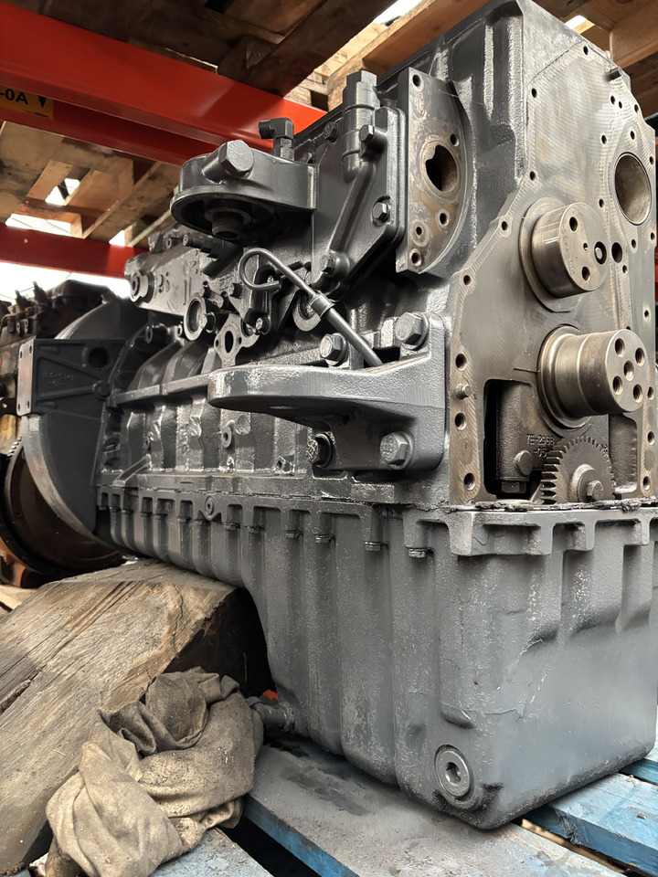 Cat Caterpillar 3126B Silnik Blok Miska Olejowa Wał Korbowy Tłok CZĘŚCI - Vevaxel för Lantbruksmaskiner: bild 1 Cat Caterpillar 3126B Silnik Blok Miska Olejowa Wał Korbowy Tłok CZĘŚCI - Vevaxel för Lantbruksmaskiner: bild 1