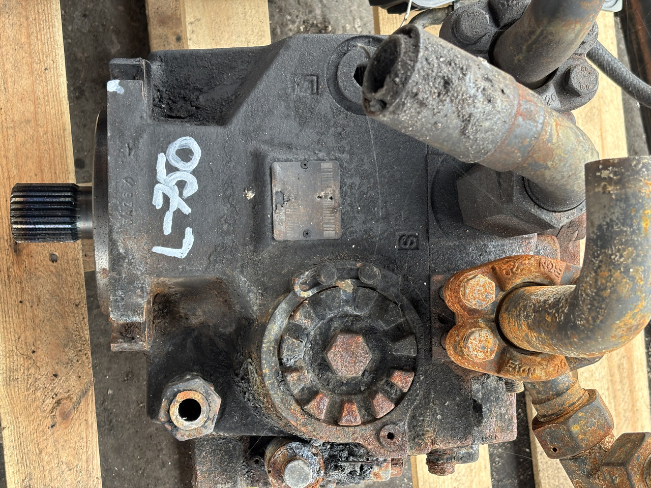 Claas Lexion 620 630 650 660 670 750 760 Pompa Hydrauliczna Hydrostat  0018024651  CZĘŚCI - Hydraulpump för Lantbruksmaskiner: bild 3 Claas Lexion 620 630 650 660 670 750 760 Pompa Hydrauliczna Hydrostat  0018024651  CZĘŚCI - Hydraulpump för Lantbruksmaskiner: bild 3