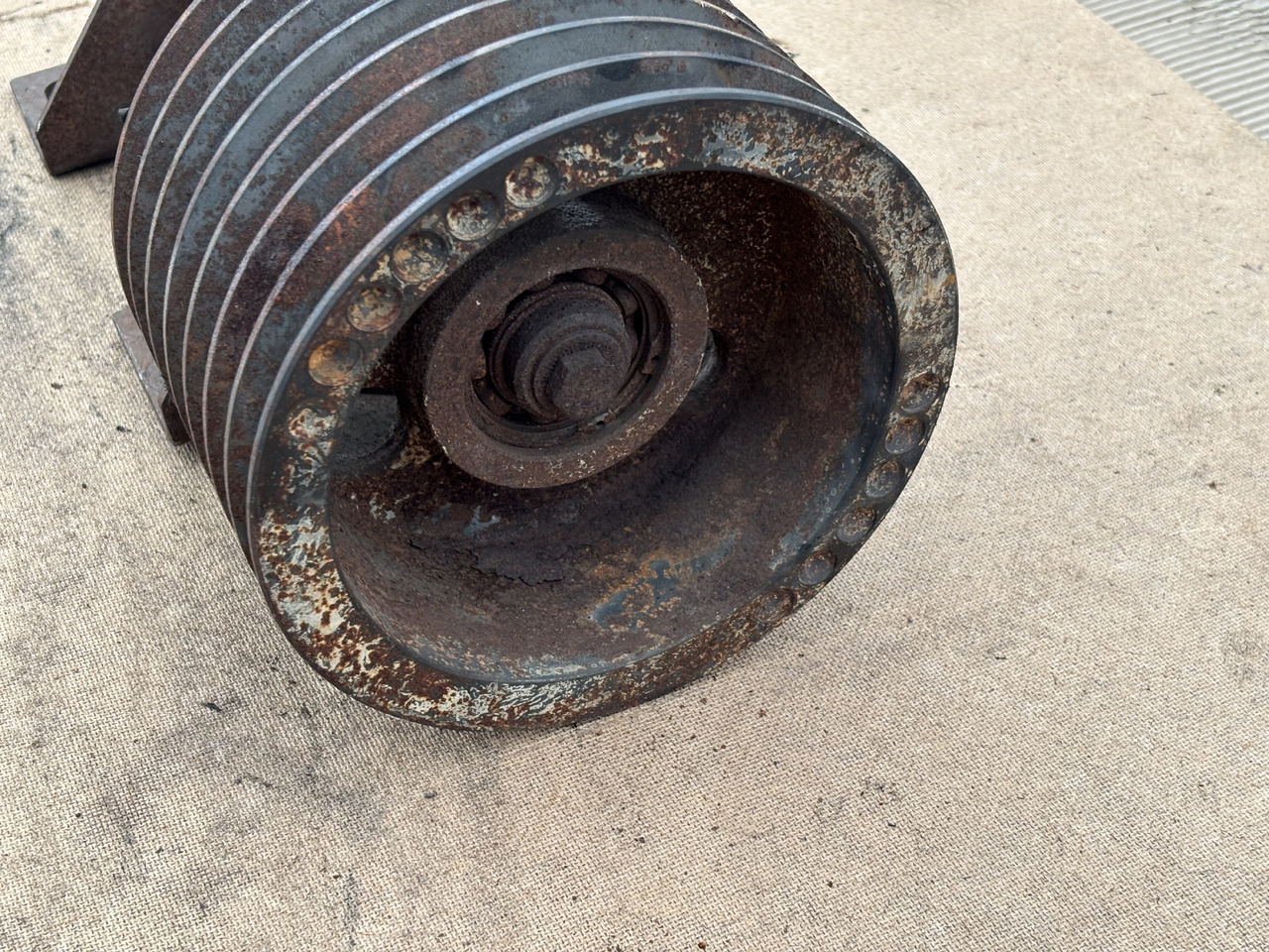 Claas Lexion 780 Koło Pasowe 7 rzędowe z mocowaniem - Rem för Skördetröska: bild 1 Claas Lexion 780 Koło Pasowe 7 rzędowe z mocowaniem - Rem för Skördetröska: bild 1