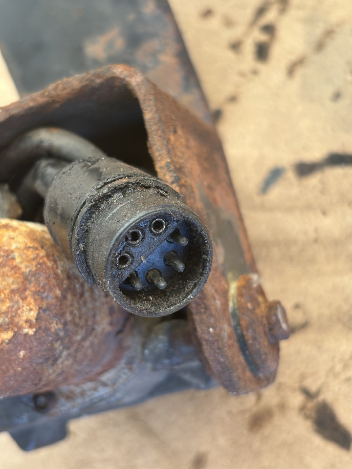 Cummins 8.3 6CT 6CTA 6CTAA Elektroniczny pedał gazu VDO 408.422/6/1 - Pedal: bild 4 Cummins 8.3 6CT 6CTA 6CTAA Elektroniczny pedał gazu VDO 408.422/6/1 - Pedal: bild 4