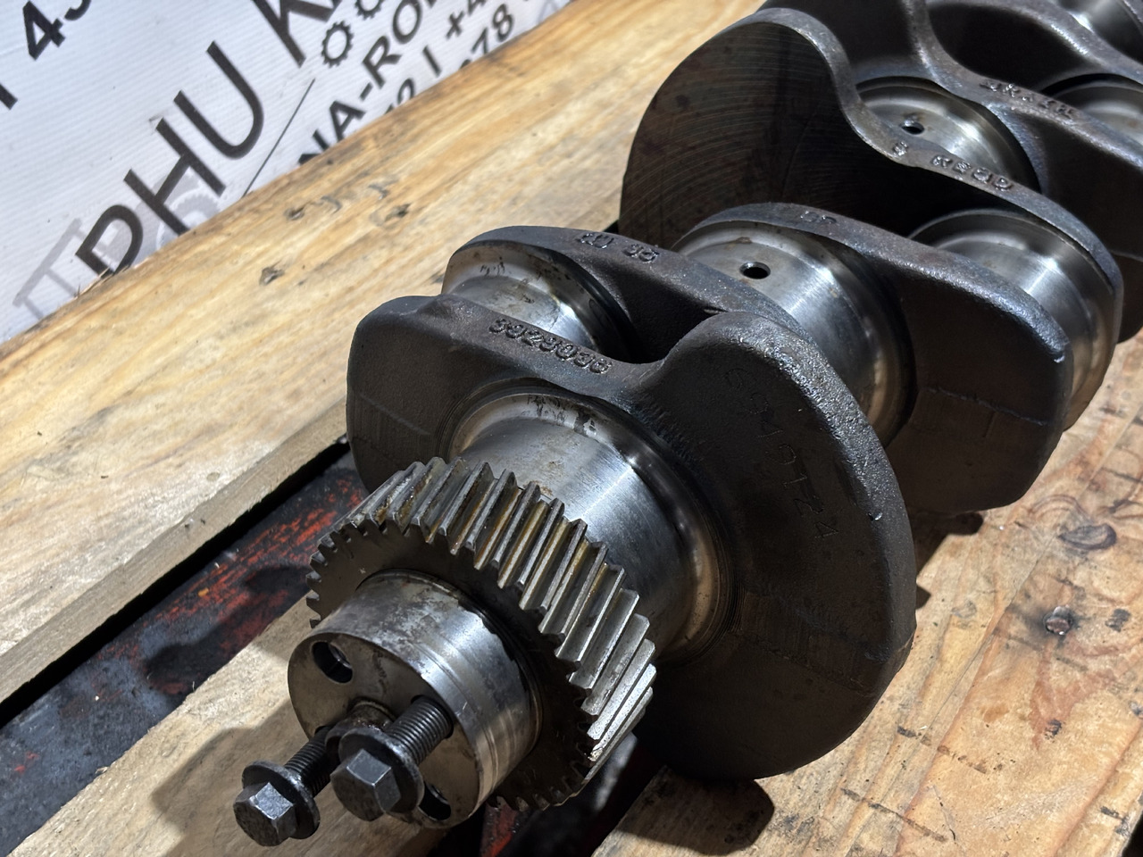 DAF Case IVECO Komatsu Cummins 4BT 3929036 Wał Korbowy - Vevaxel för Lantbruksmaskiner: bild 2 DAF Case IVECO Komatsu Cummins 4BT 3929036 Wał Korbowy - Vevaxel för Lantbruksmaskiner: bild 2