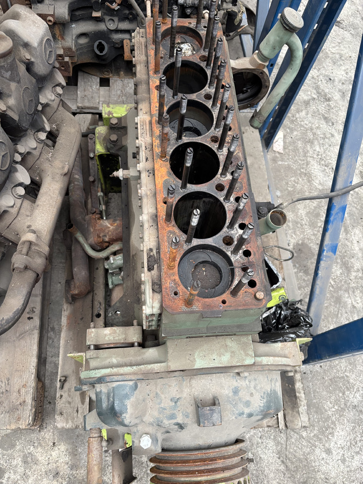 Daimler Benz Mercedes OM352 352.900 Silnik Części Blok - Motor och reservdelar för Lantbruksmaskiner: bild 3 Daimler Benz Mercedes OM352 352.900 Silnik Części Blok - Motor och reservdelar för Lantbruksmaskiner: bild 3