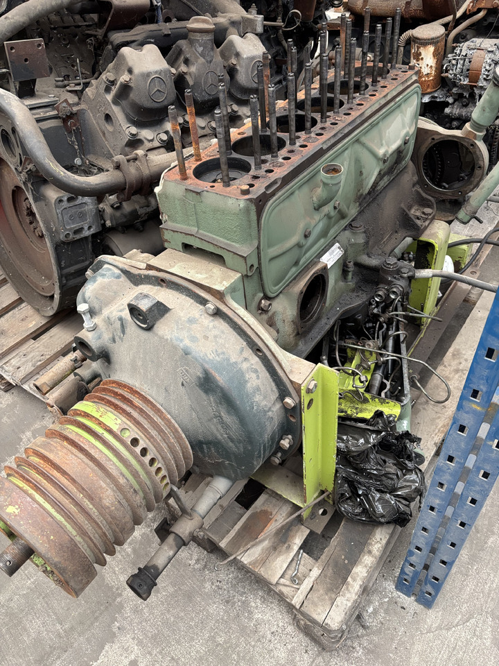 Daimler Benz Mercedes OM352 352.900 Silnik Części - Motor och reservdelar för Lantbruksmaskiner: bild 1 Daimler Benz Mercedes OM352 352.900 Silnik Części - Motor och reservdelar för Lantbruksmaskiner: bild 1