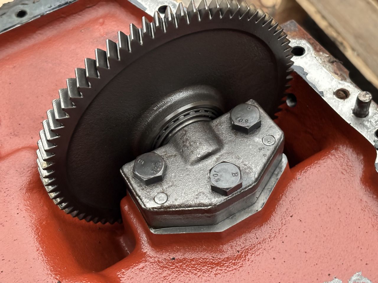 Deutz Fahr Agrotron 230 260 Skrzynia Biegów Obudowa Skrzyni Biegów Tryb Zębatka CZĘŚCI 2094422045 - Växellåda för Lantbruksmaskiner: bild 4 Deutz Fahr Agrotron 230 260 Skrzynia Biegów Obudowa Skrzyni Biegów Tryb Zębatka CZĘŚCI 2094422045 - Växellåda för Lantbruksmaskiner: bild 4