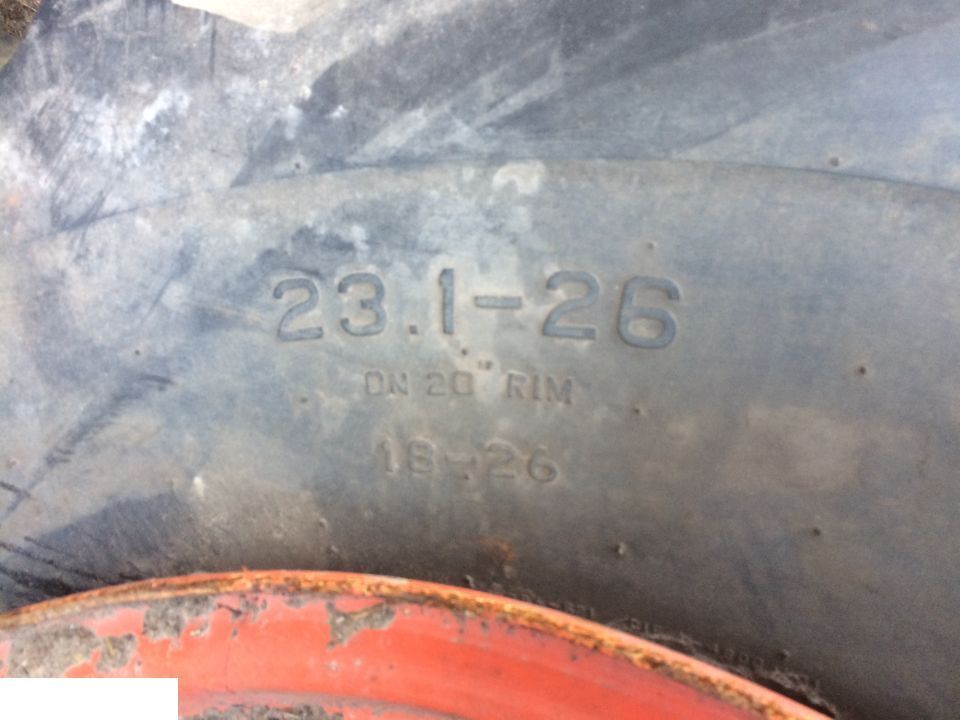 FELGA DW 16x26 , OPONA firestone 23.1 - 26 , Claas Dominator - Komplett hjul för Lantbruksmaskiner: bild 3 FELGA DW 16x26 , OPONA firestone 23.1 - 26 , Claas Dominator - Komplett hjul för Lantbruksmaskiner: bild 3