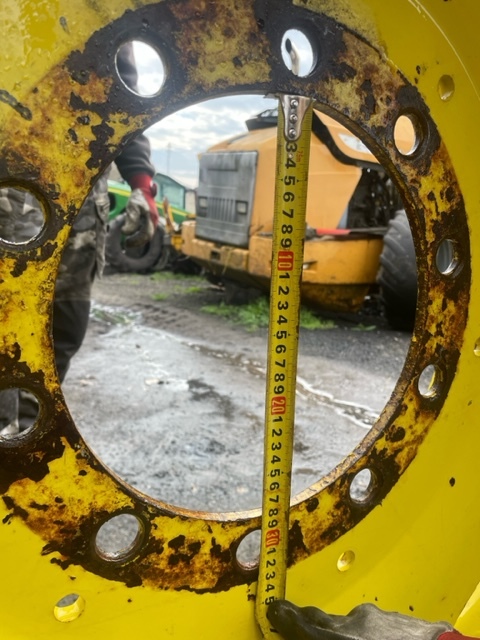 Felga John Deere 30 cali - Fälg för Lantbruksmaskiner: bild 2 Felga John Deere 30 cali - Fälg för Lantbruksmaskiner: bild 2